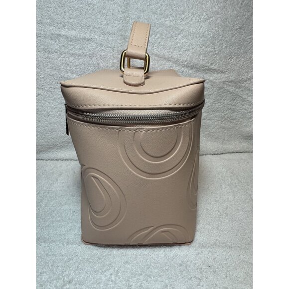 Monat Embossed Pink Makeup Bag Travel Case With Top Handle & Zipper Closure - Picture 4 of 6